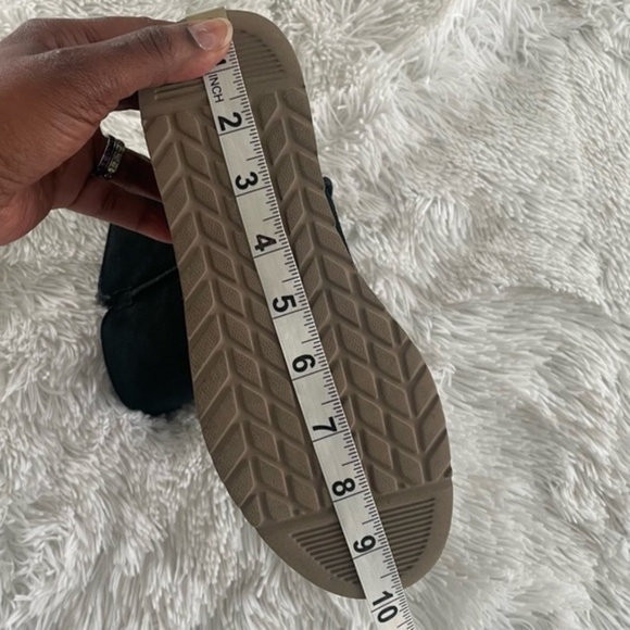 Koolaburra black water resistant plattform boots size 5/35 - Picture 10 of 10